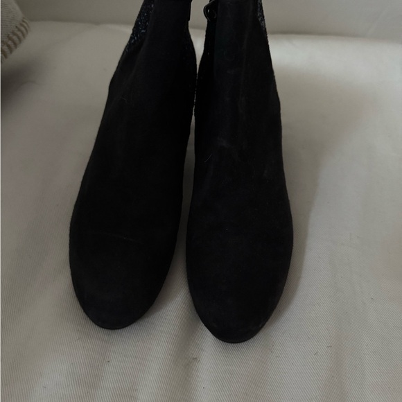 Italian Suede Sparkly booties - Picture 2 of 7
